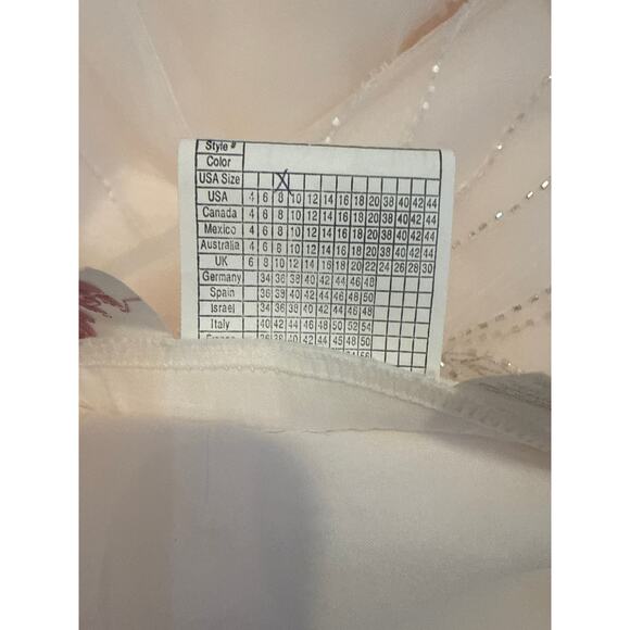 NWT Mon Cheri Blush Wedding Dress Beaded Embellished Bodice/skirt Sz 8 - Picture 12 of 16